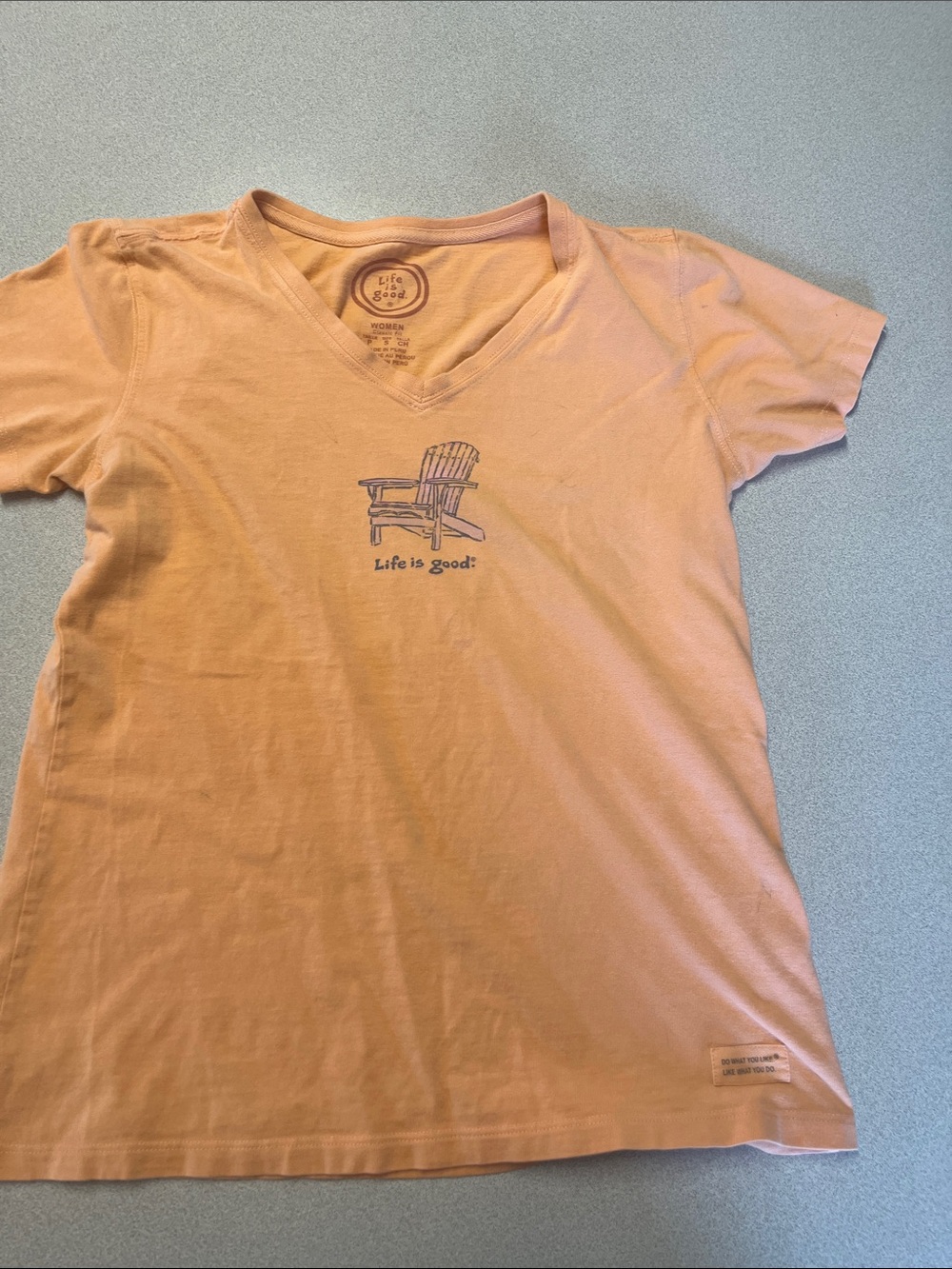 Life Is Good Women's V-Neck Tee in Peach